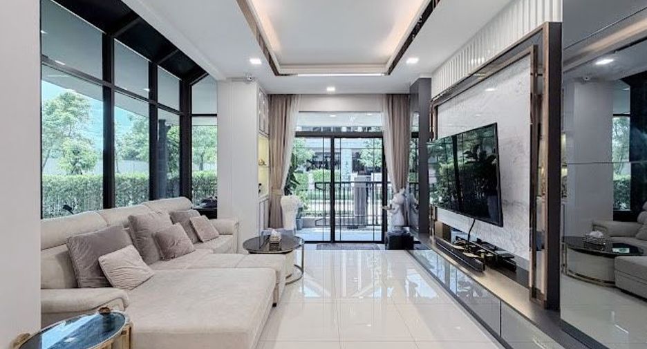 Casa en venta de 4 habitaciones en Pak Kret, Nonthaburi