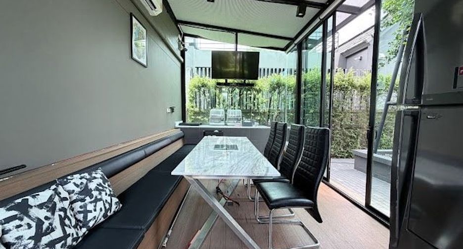 Casa en venta de 4 habitaciones en Pak Kret, Nonthaburi