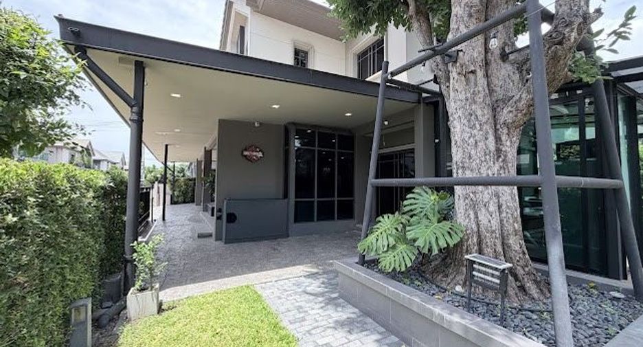Casa en venta de 4 habitaciones en Pak Kret, Nonthaburi