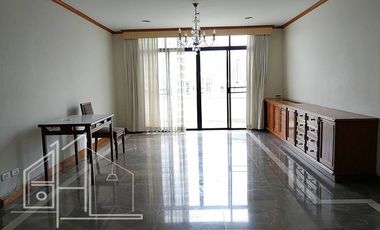 Apartment zur Miete mit 3 Zimmer in Watthana, Bangkok