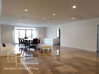 For rent 3 bedrooms condo in Watthana, Bangkok