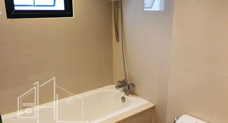 Wohnung zur Miete mit 3 Zimmer in Watthana, Bangkok