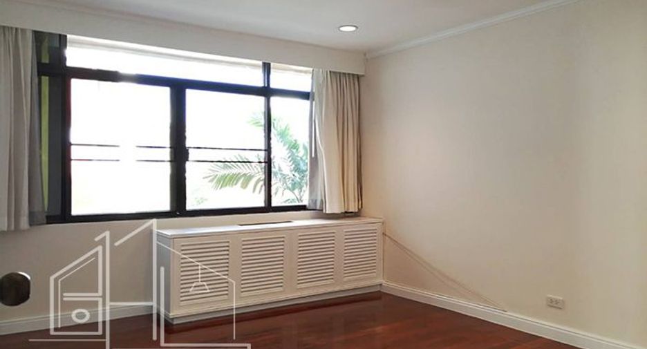 Wohnung zur Miete mit 3 Zimmer in Watthana, Bangkok