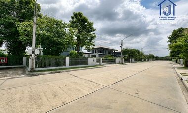 Haus zum Kauf mit 4 Zimmer 