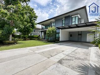 Casa en venta de 4 habitaciones en Khlong Sam Wa, Bangkok