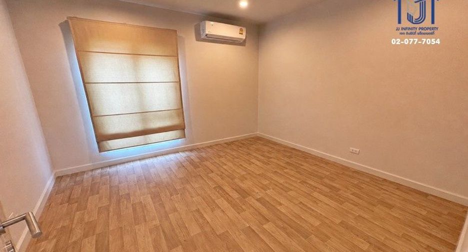 Haus zum Kauf mit 4 Zimmer 
