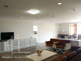 For rent 3 bedrooms apartment in Watthana, Bangkok