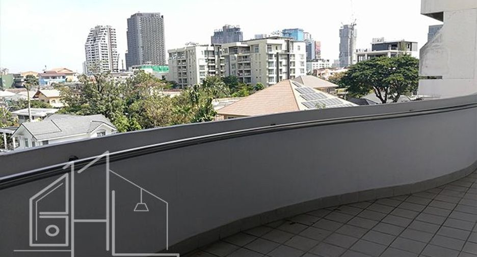Apartment zur Miete mit 3 Zimmer in Watthana, Bangkok