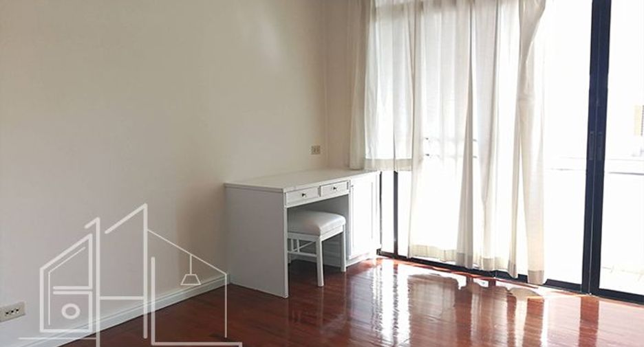 Apartment zur Miete mit 3 Zimmer in Watthana, Bangkok