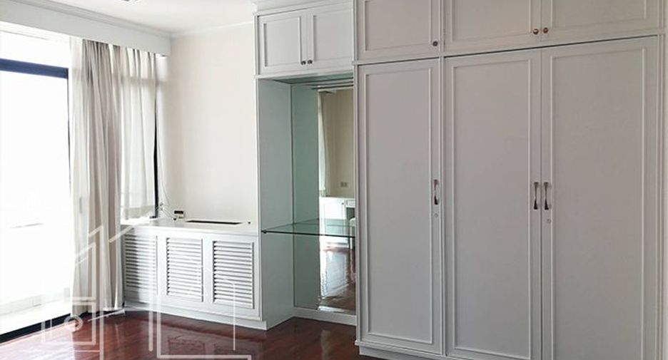 Apartment zur Miete mit 3 Zimmer in Watthana, Bangkok