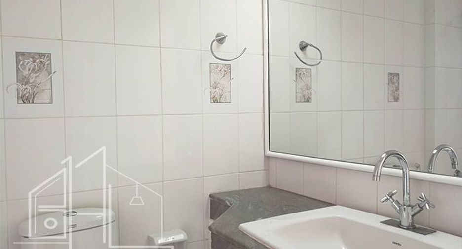 Apartment zur Miete mit 3 Zimmer in Watthana, Bangkok