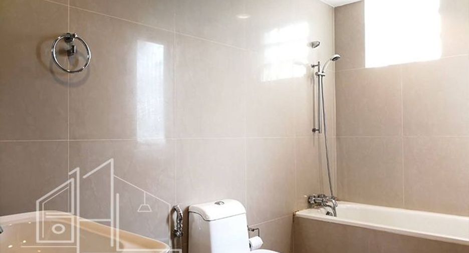 Wohnung zur Miete mit 4 Zimmer in Watthana, Bangkok