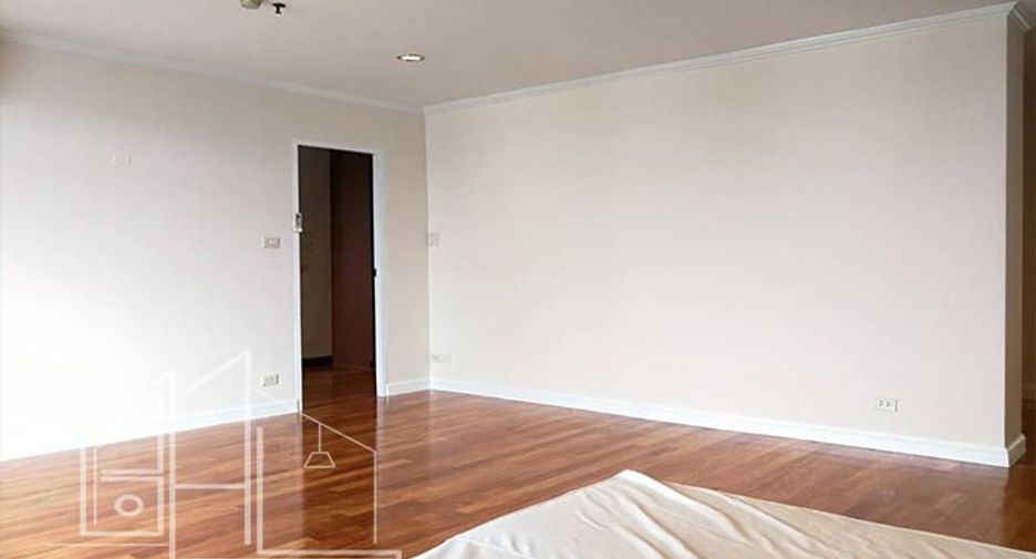 Wohnung zur Miete mit 4 Zimmer in Watthana, Bangkok