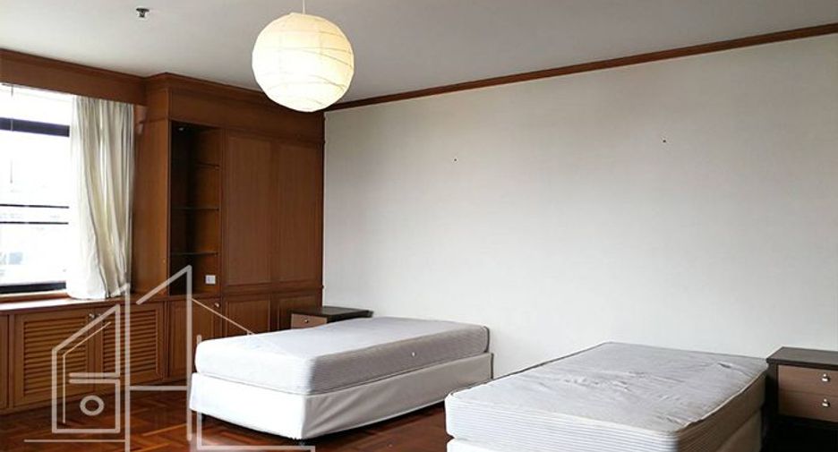 Apartment zur Miete mit 4 Zimmer in Watthana, Bangkok