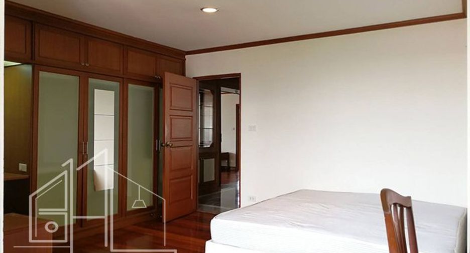 Apartment zur Miete mit 4 Zimmer in Watthana, Bangkok