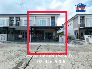 出售 4 卧室 联排别墅 在 Khlong Sam Wa, 曼谷