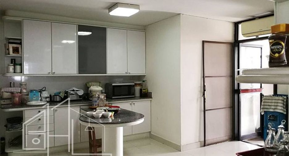 Wohnung zur Miete mit 4 Zimmer in Watthana, Bangkok
