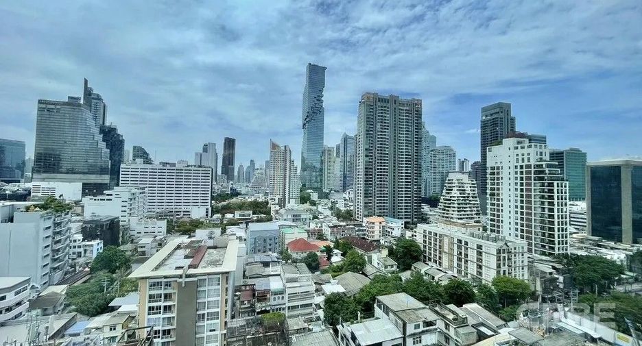 For sale 1 bed condo in Sathon, Bangkok
