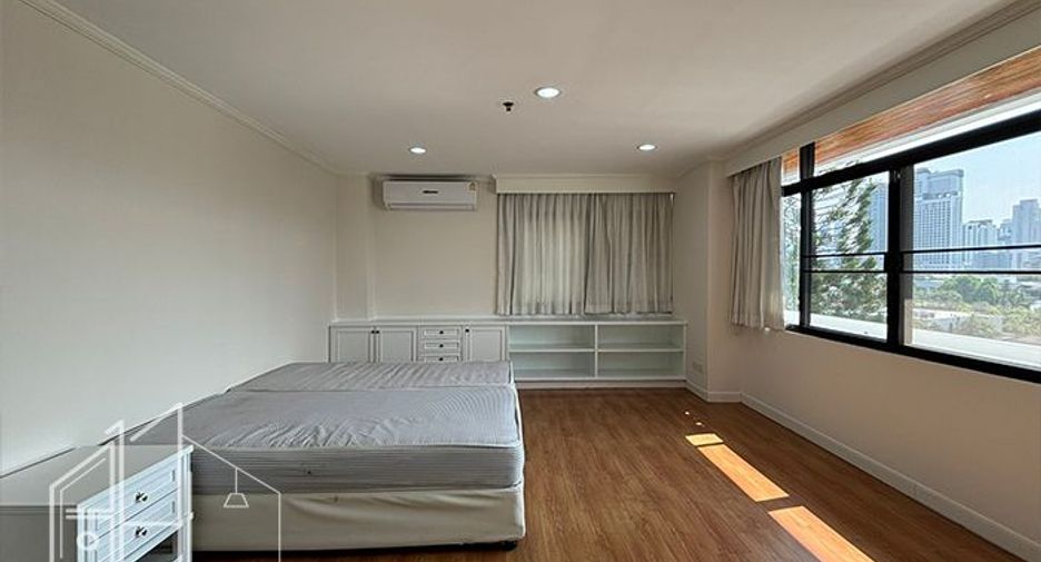 Wohnung zur Miete mit 3 Zimmer in Watthana, Bangkok