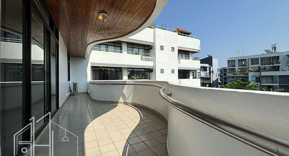 Wohnung zur Miete mit 3 Zimmer in Watthana, Bangkok