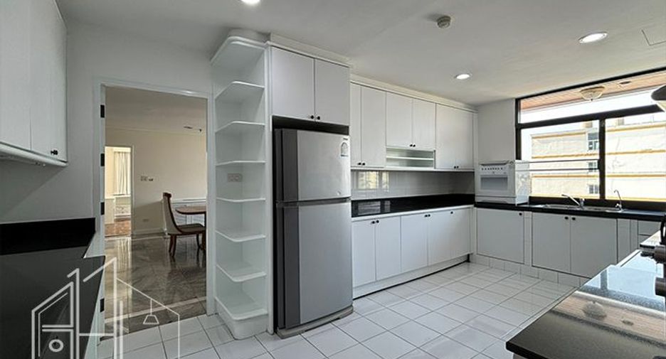 Wohnung zur Miete mit 3 Zimmer in Watthana, Bangkok