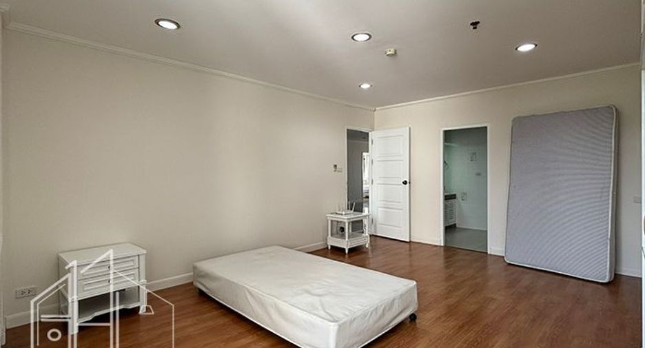 Wohnung zur Miete mit 3 Zimmer in Watthana, Bangkok