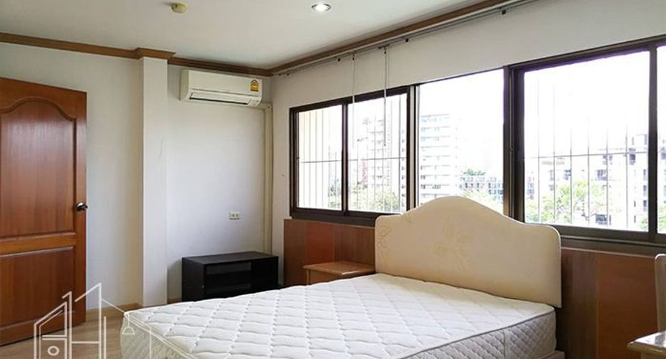 À louer 3 chambres condo à Watthana, Bangkok