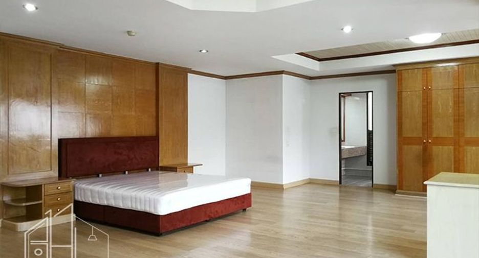 À louer 3 chambres condo à Watthana, Bangkok