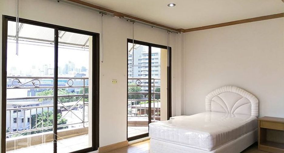 À louer 3 chambres condo à Watthana, Bangkok