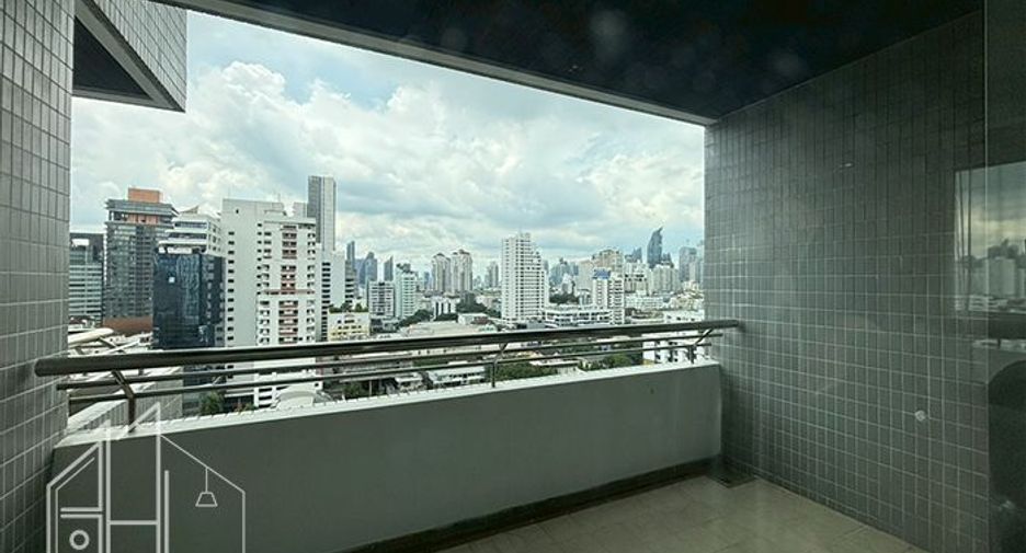 ให้เช่า 3 ห้องนอน คอนโด ใน วัฒนา, กรุงเทพฯ
