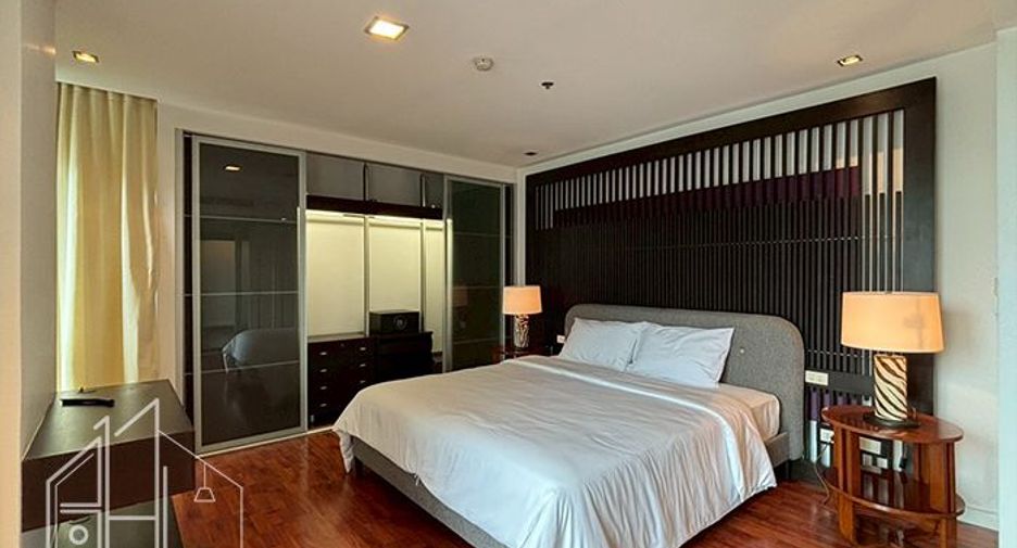 ให้เช่า 3 ห้องนอน คอนโด ใน วัฒนา, กรุงเทพฯ