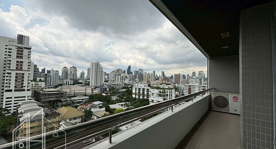 For rent 1 bed apartment in Watthana, Bangkok