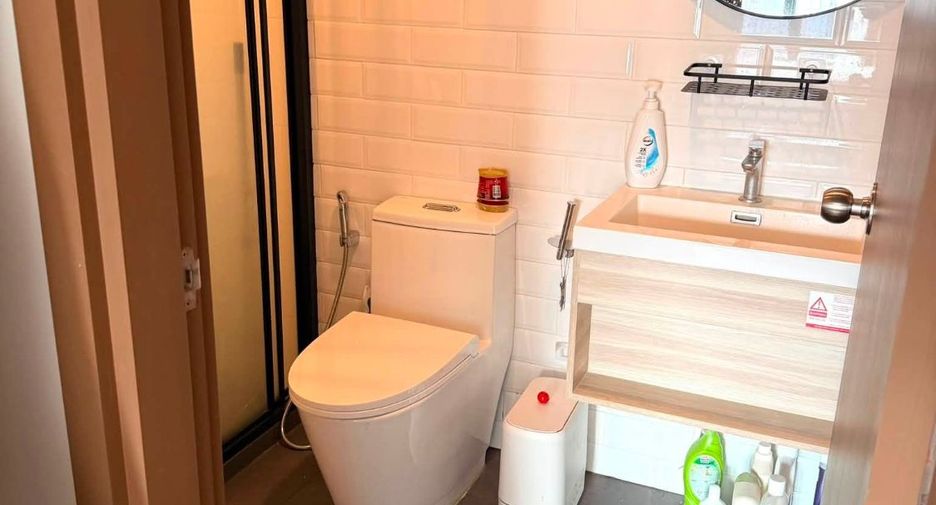 For rent 2 bedrooms condo 