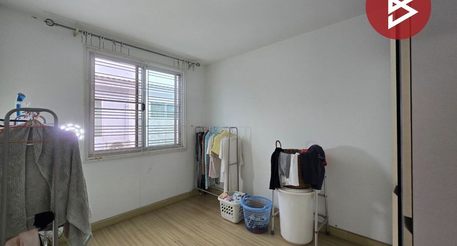 出售 3 卧室 联排别墅 在 Mueang Samut Prakan, Samut Prakan
