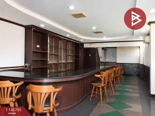 Local comercial en venta de 5 habitaciones en Uthai, Phra Nakhon Si Ayutthaya