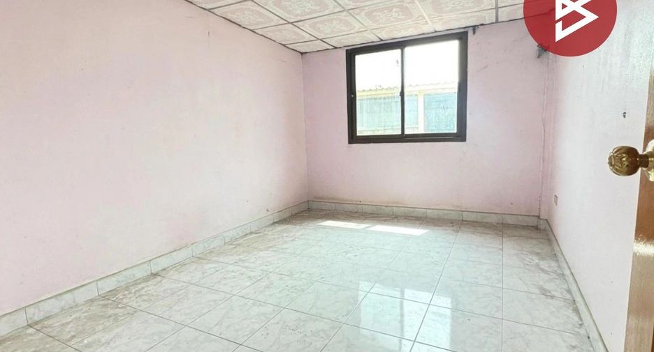 For sale 3 bedrooms townhouse in Lam Luk Ka, Pathum Thani