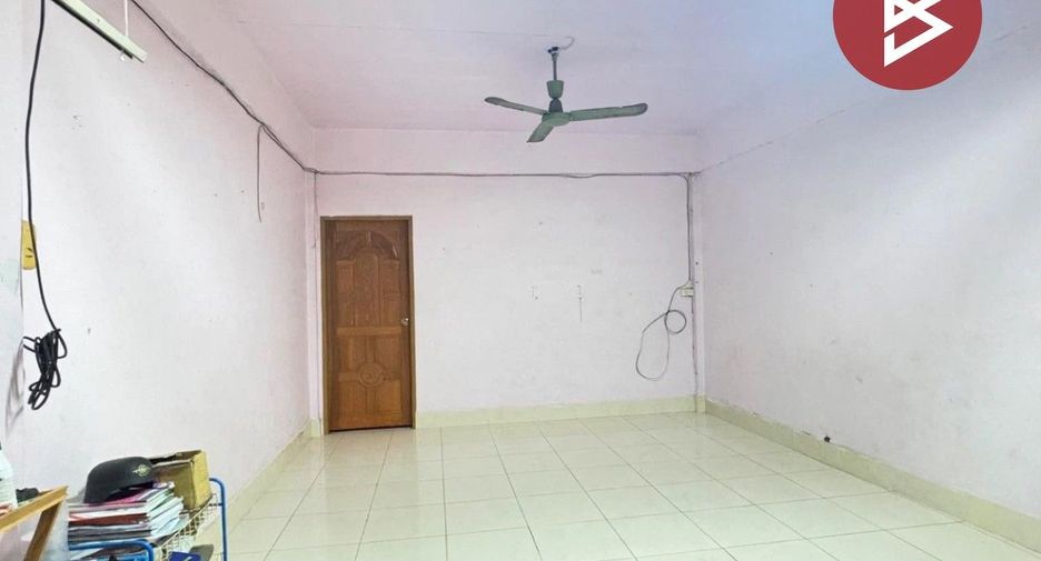 For sale 3 bedrooms townhouse in Lam Luk Ka, Pathum Thani
