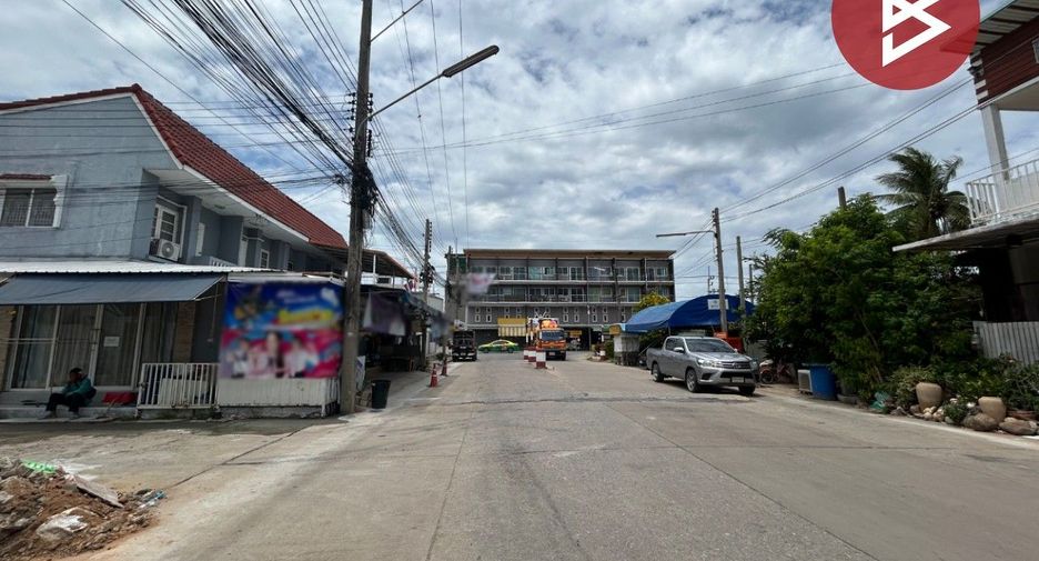 Casa adosada en venta de 2 habitaciones en Lat Lum Kaeo, Pathum Thani