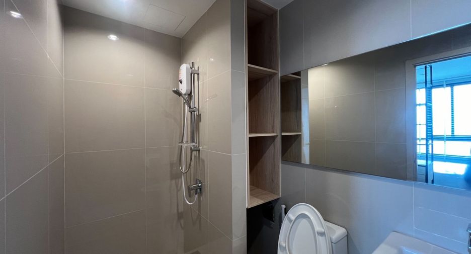 For sale 1 Beds condo in Bang Na, Bangkok