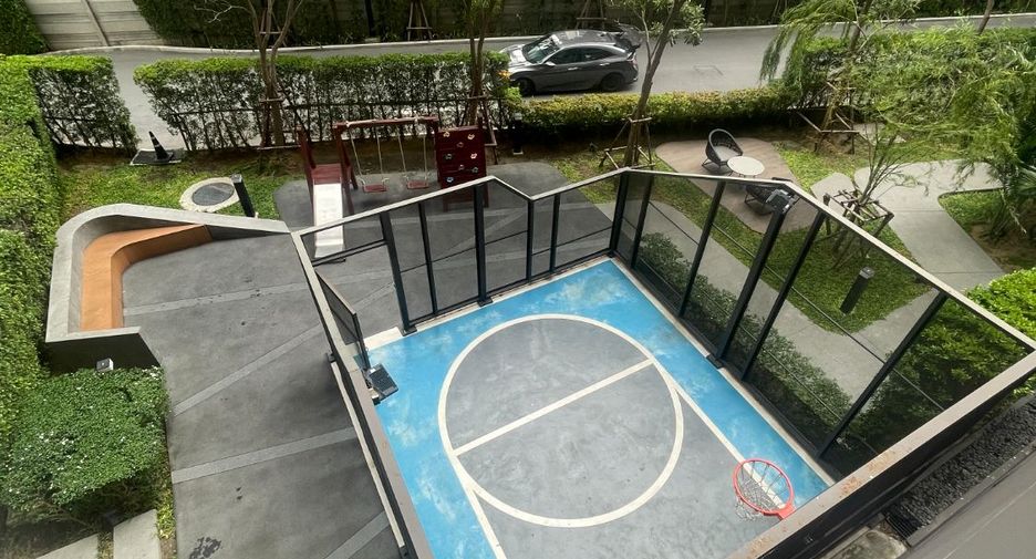 For sale 1 Beds condo in Bang Na, Bangkok
