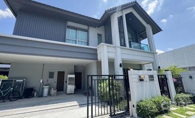 Продажа 4 спальни дом в Буенг Кум, Бангкок