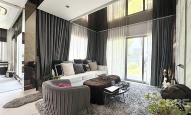 Продажа 4 спальни дом в Буенг Кум, Бангкок