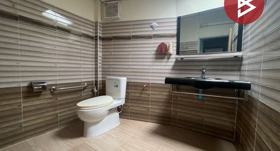 出售 3 卧室 独立屋 在 Ban Khai, Rayong