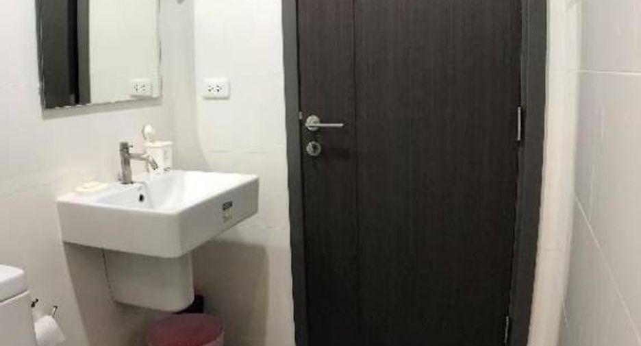 Wohnung zur Miete mit 2 Zimmer in Watthana, Bangkok