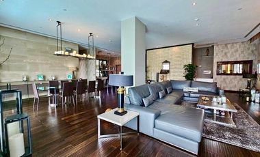 Condo en venta de 4 habitaciones 