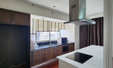 Condo en venta de 3 habitaciones 