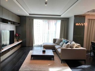 Wohnung zur Miete mit 3 Zimmer in Khlong Toei, Bangkok