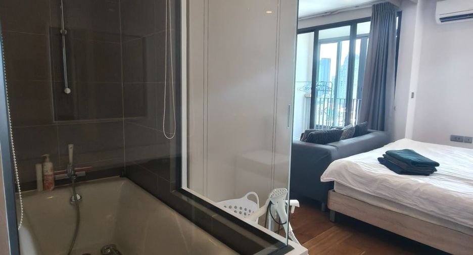 À louer 1 chambre condo à Pathum Wan, Bangkok