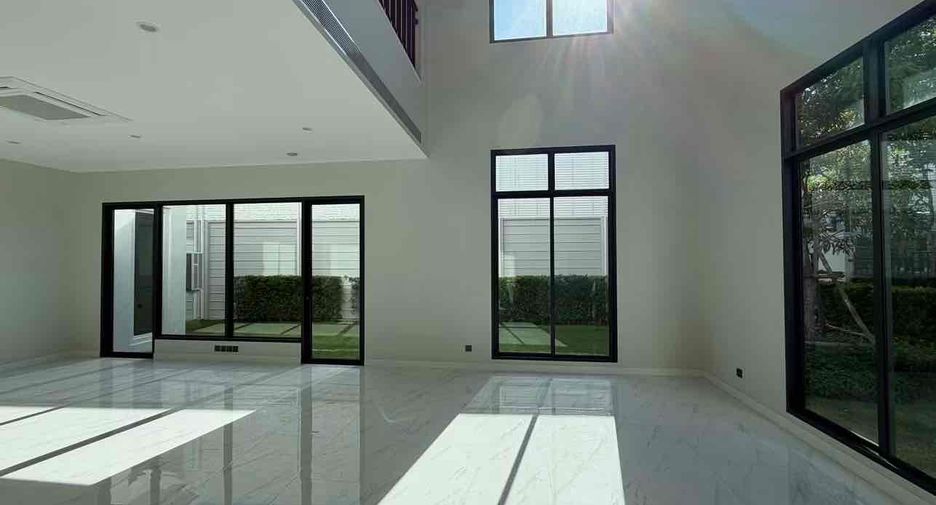 For sale 5 bedrooms house in Bang Phli, Samut Prakan