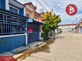 À vendre 3 chambres maison de ville à Mueang Nakhon Pathom, Nakhon Pathom